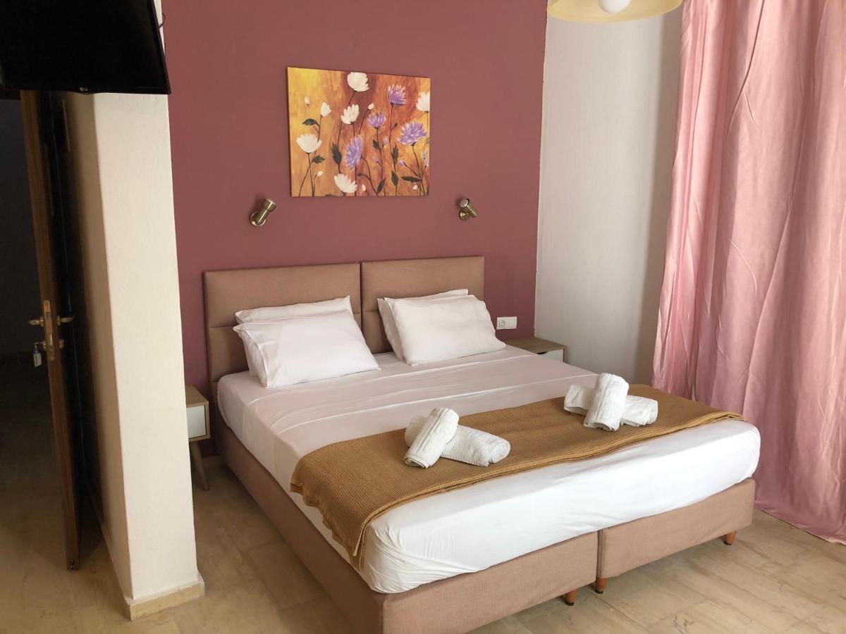 Hills Aparthotel